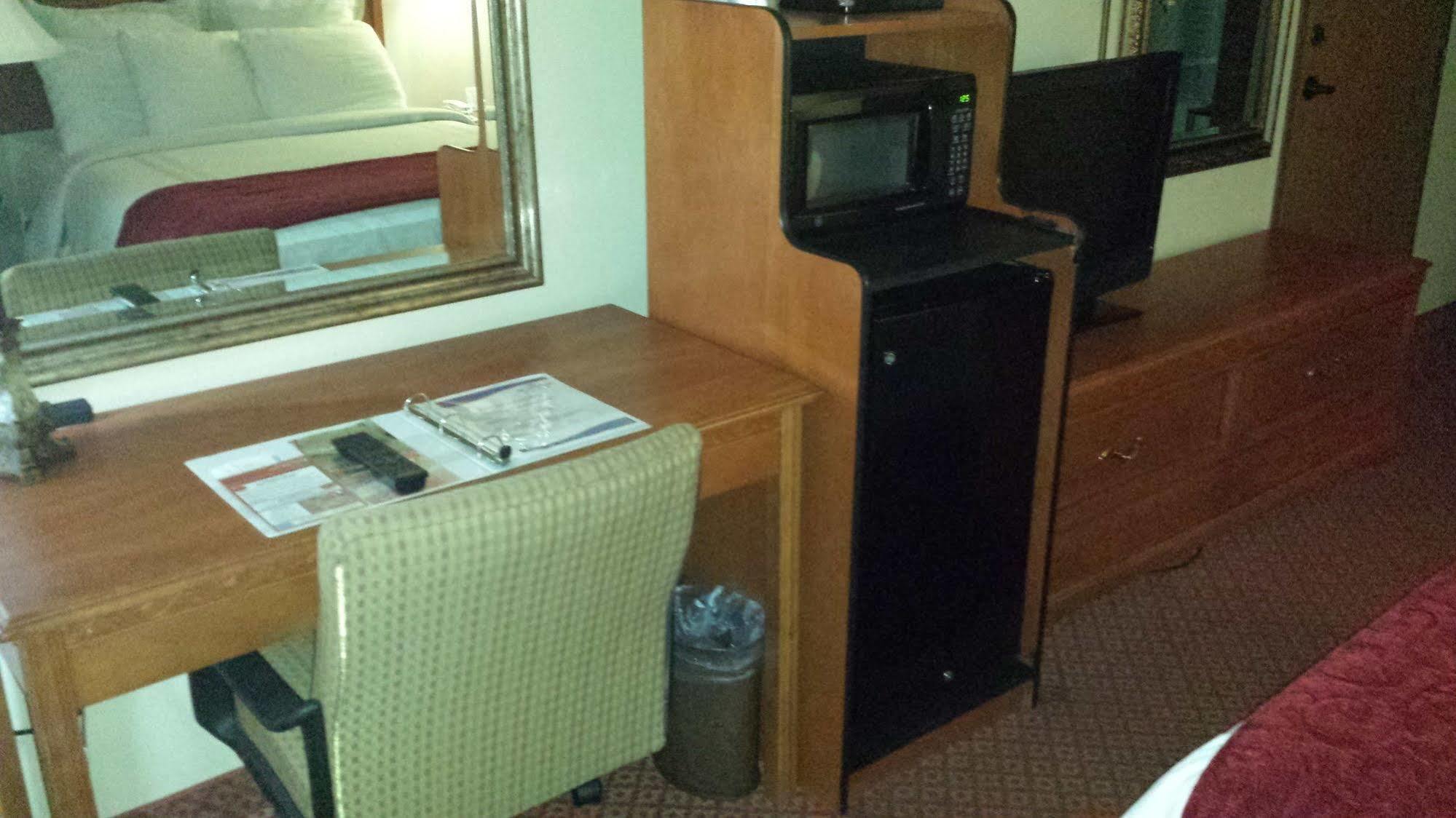 All American Inn & Suites בראנסון מראה חיצוני תמונה