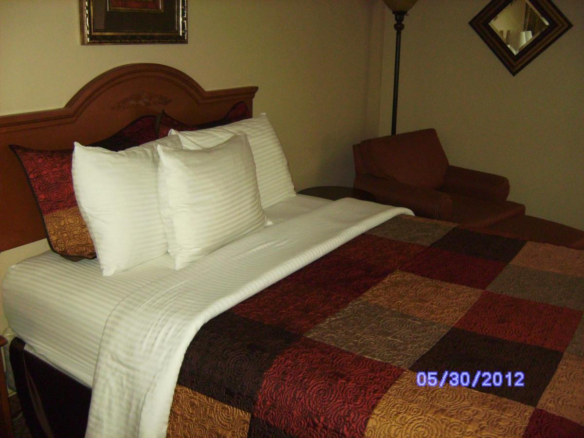 All American Inn & Suites בראנסון מראה חיצוני תמונה