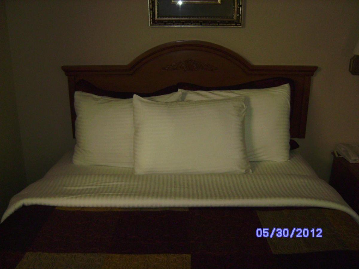 All American Inn & Suites בראנסון מראה חיצוני תמונה